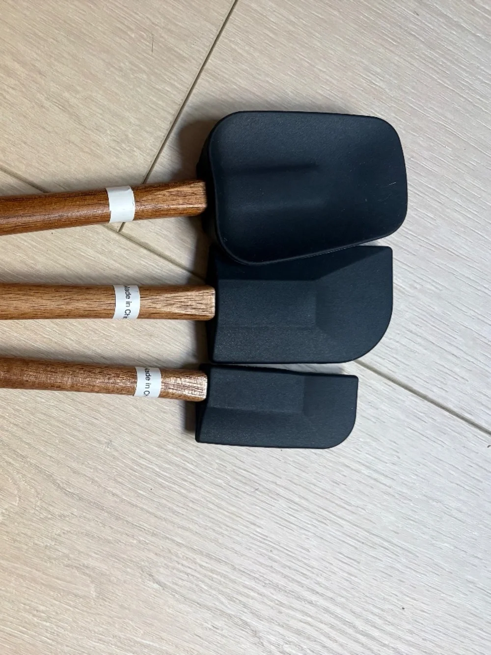 LA CUISINE SILICONE BAKING UTENSILS SET (LAKER LOGO)